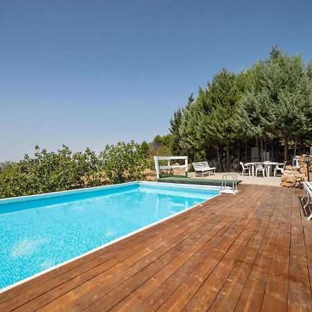 Belvilla By Oyo Modern Villa In Nissoria With Pool エクステリア 写真