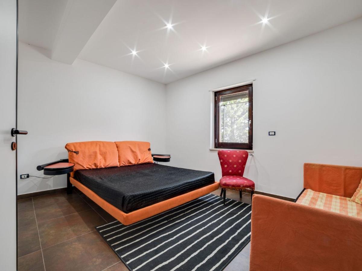 Belvilla By Oyo Modern Villa In Nissoria With Pool エクステリア 写真
