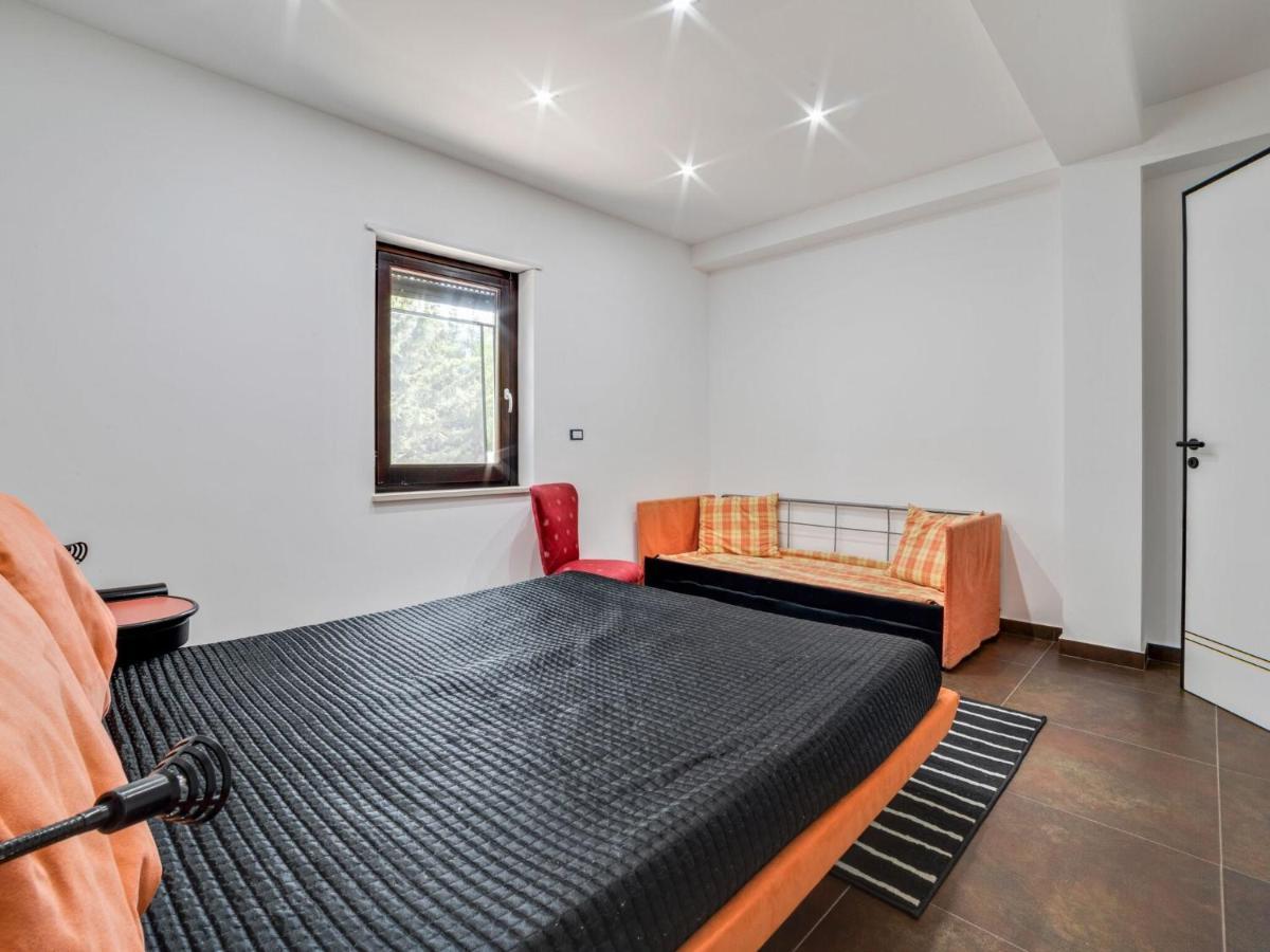 Belvilla By Oyo Modern Villa In Nissoria With Pool エクステリア 写真